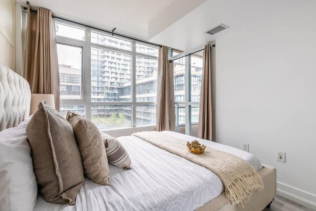 Luxury Suite Downtown Toronto Near Cn Tower Exteriör bild