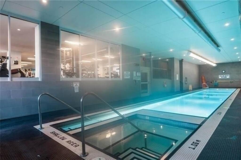 Luxury Suite Downtown Toronto Near Cn Tower Exteriör bild