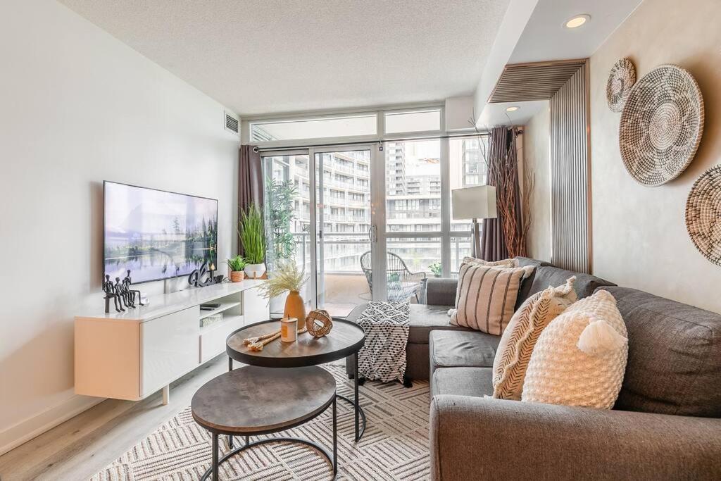 Luxury Suite Downtown Toronto Near Cn Tower Exteriör bild